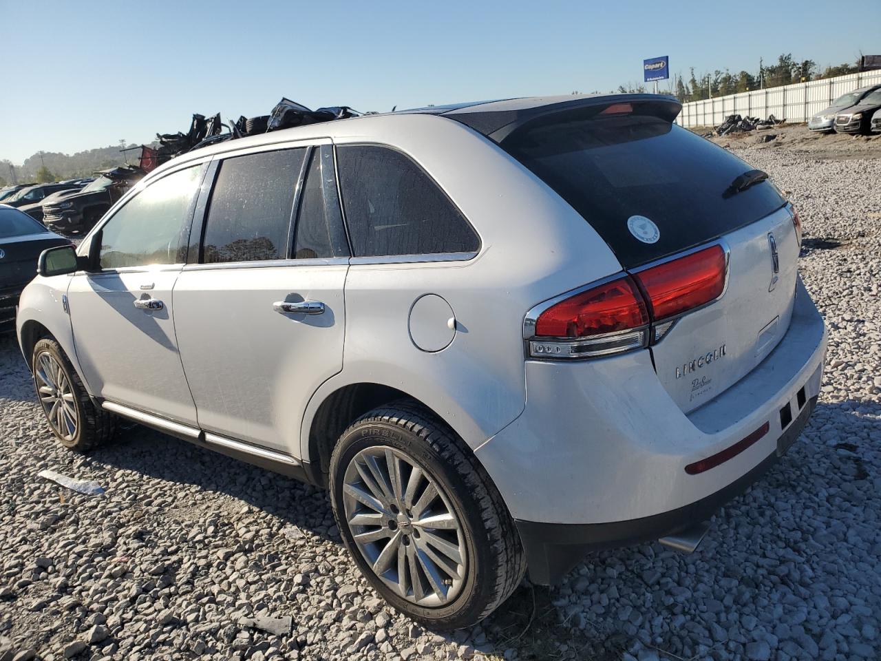2014 Lincoln MKX - Image 2