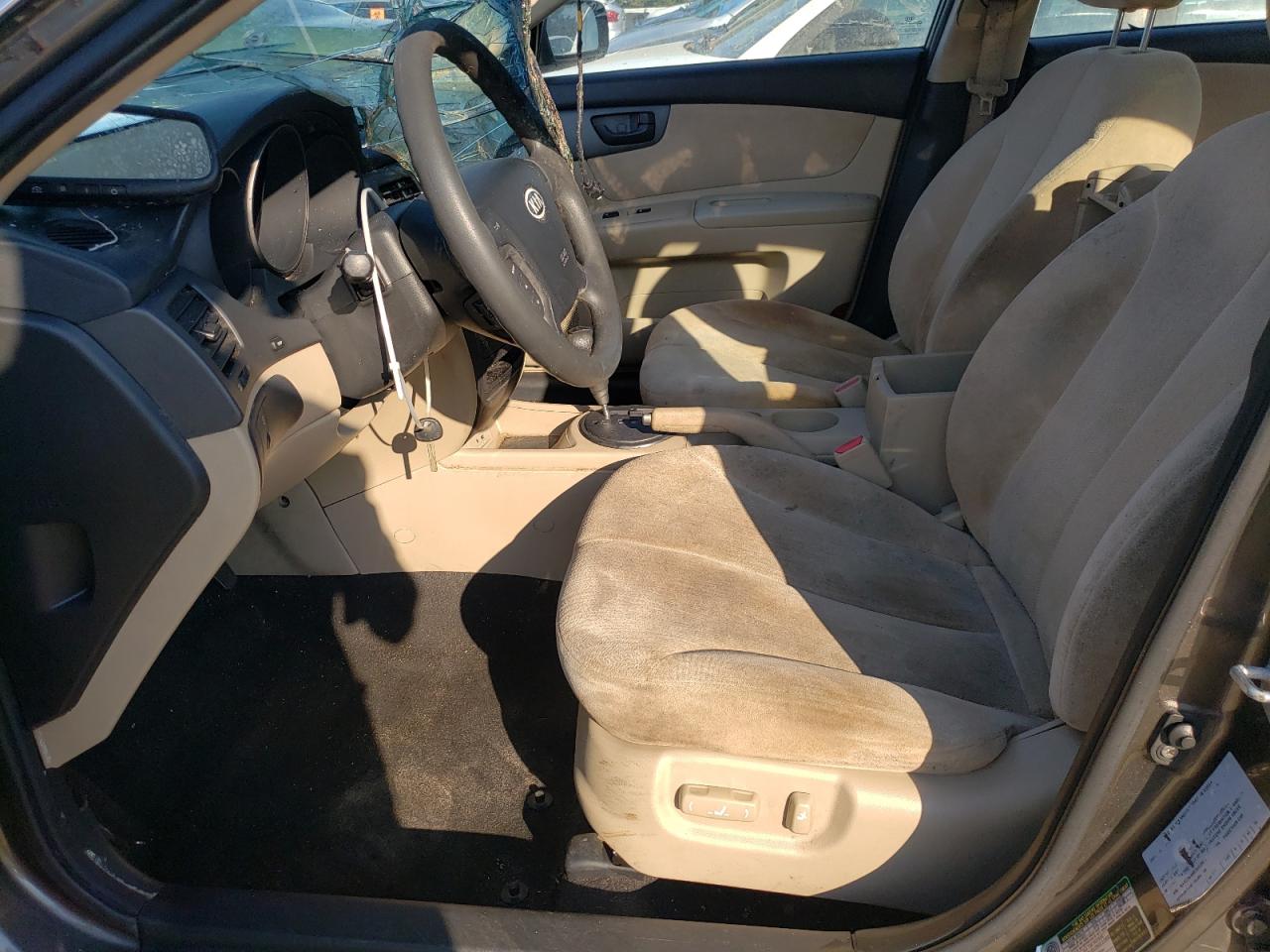2010 Kia Optima - Image 7