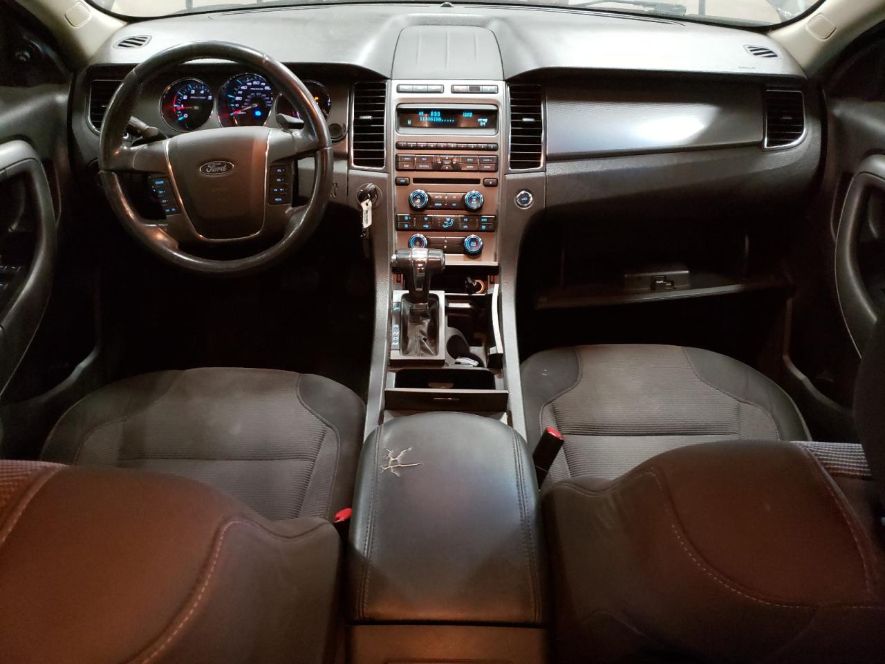 2010 Ford Taurus - Image 8