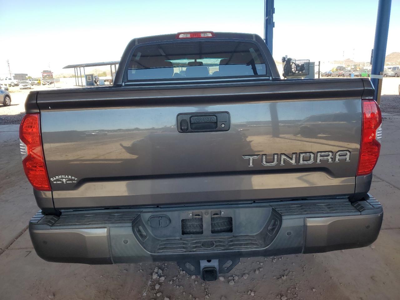 2016 Toyota Tundra - Image 6