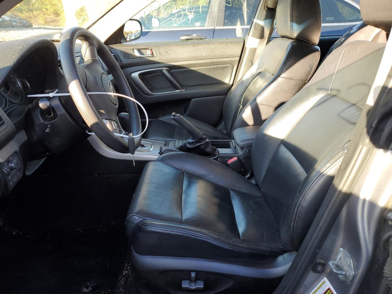 2009 Subaru Outback - Image 7