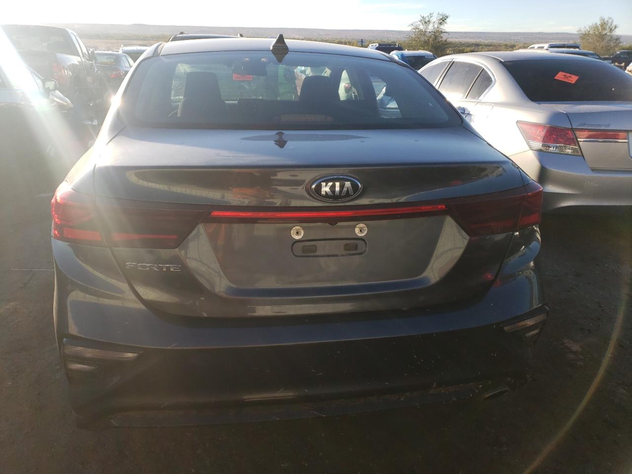 VIN 3KPF24AD2LE143041 2020 KIA FORTE no.6