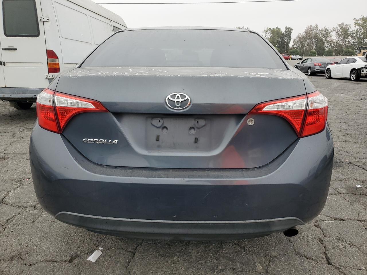 2015 Toyota Corolla L VIN: 5YFBURHE2FP238593 Lot: 75662684