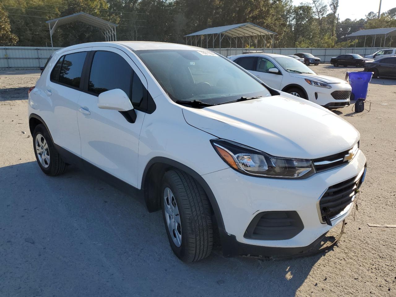 2017 Chevrolet Trax - Image 4