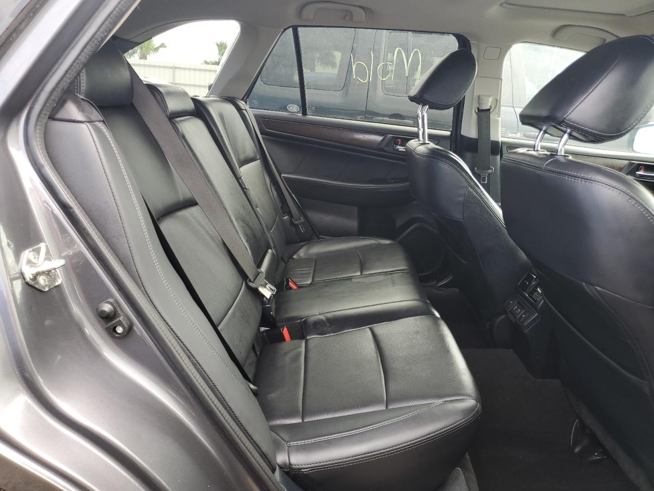 2019 Subaru Outback - Image 11