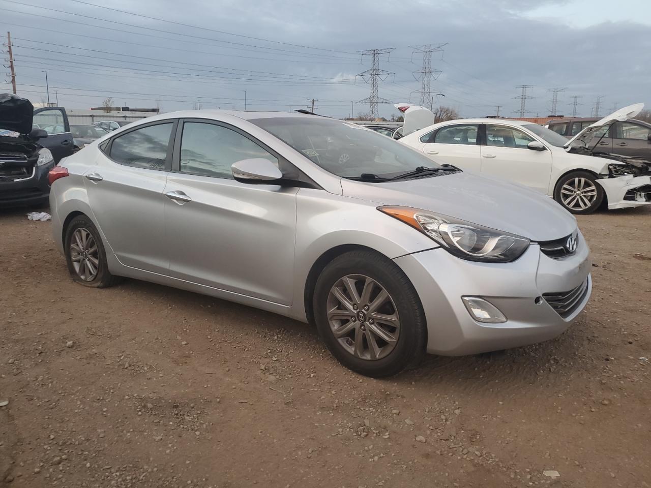 2011 Hyundai Elantra - Image 4