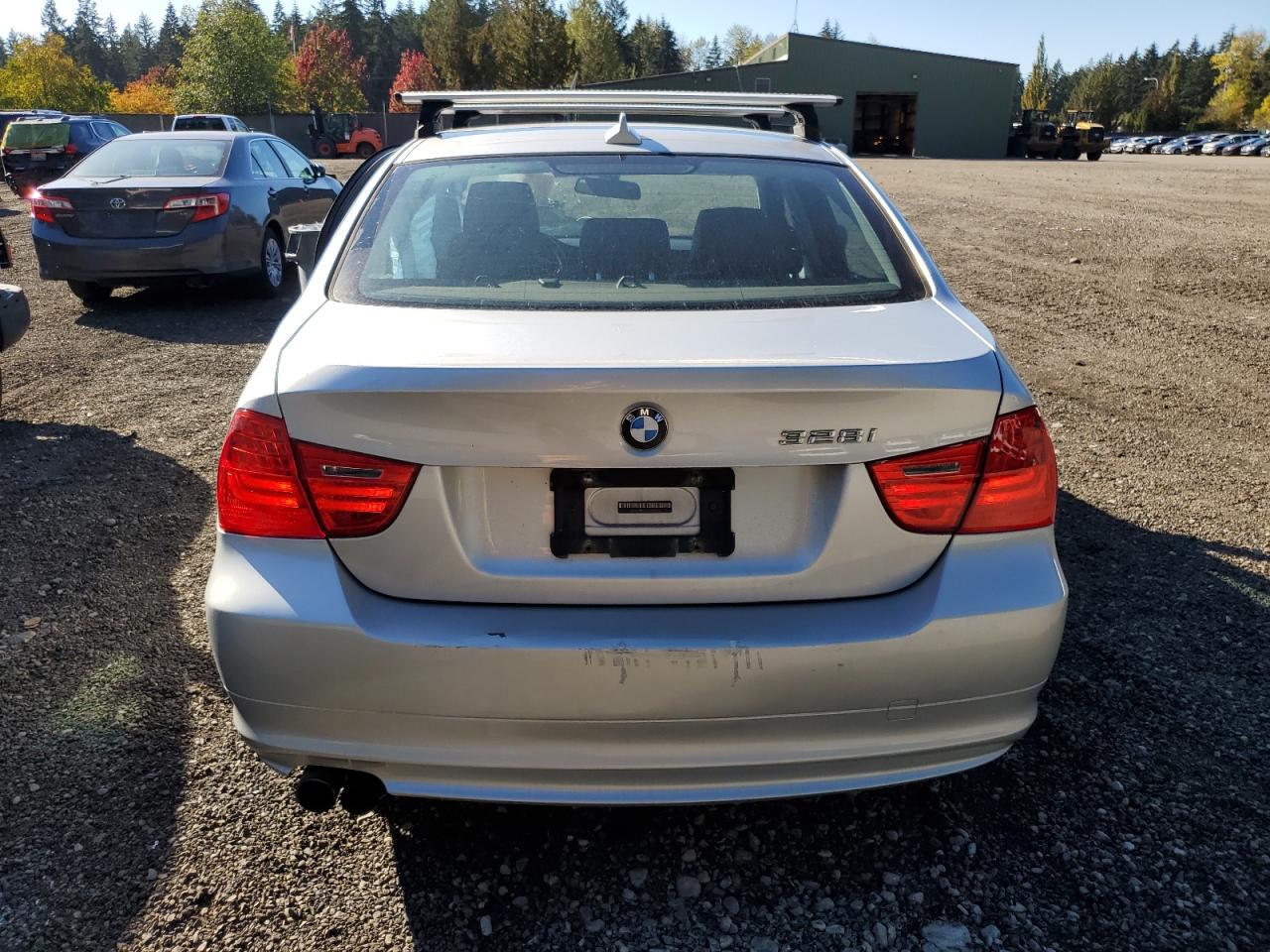 WBAPK7C5XAA457674 2010 BMW 328 Xi