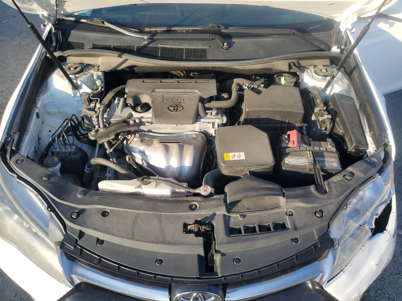 2017 Toyota Camry - Image 11