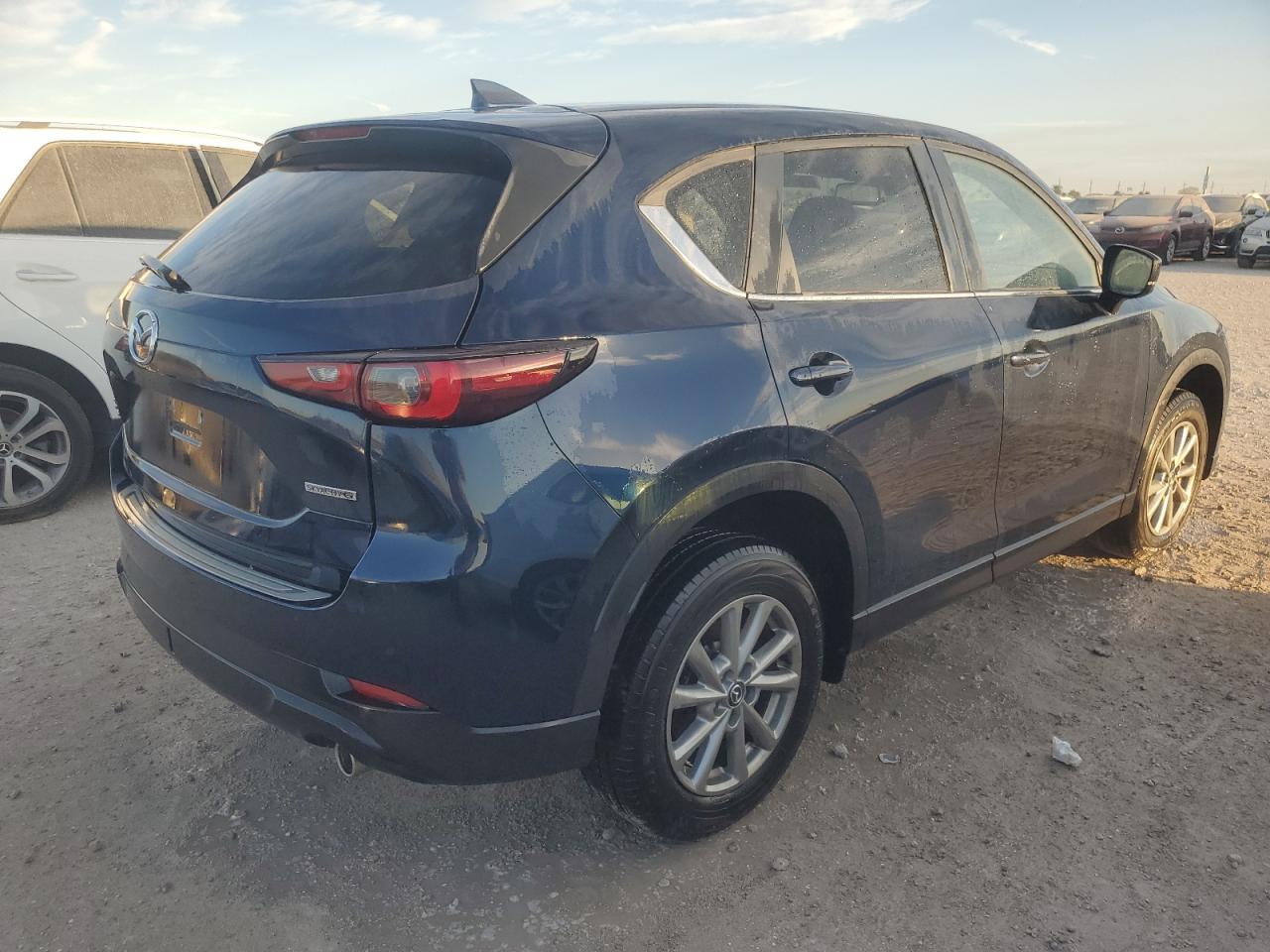 2022 Mazda CX-5 - Image 3