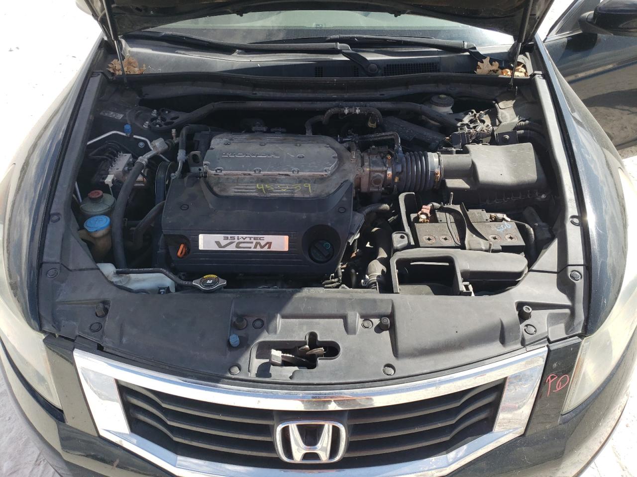 2009 Honda Accord - Image 11