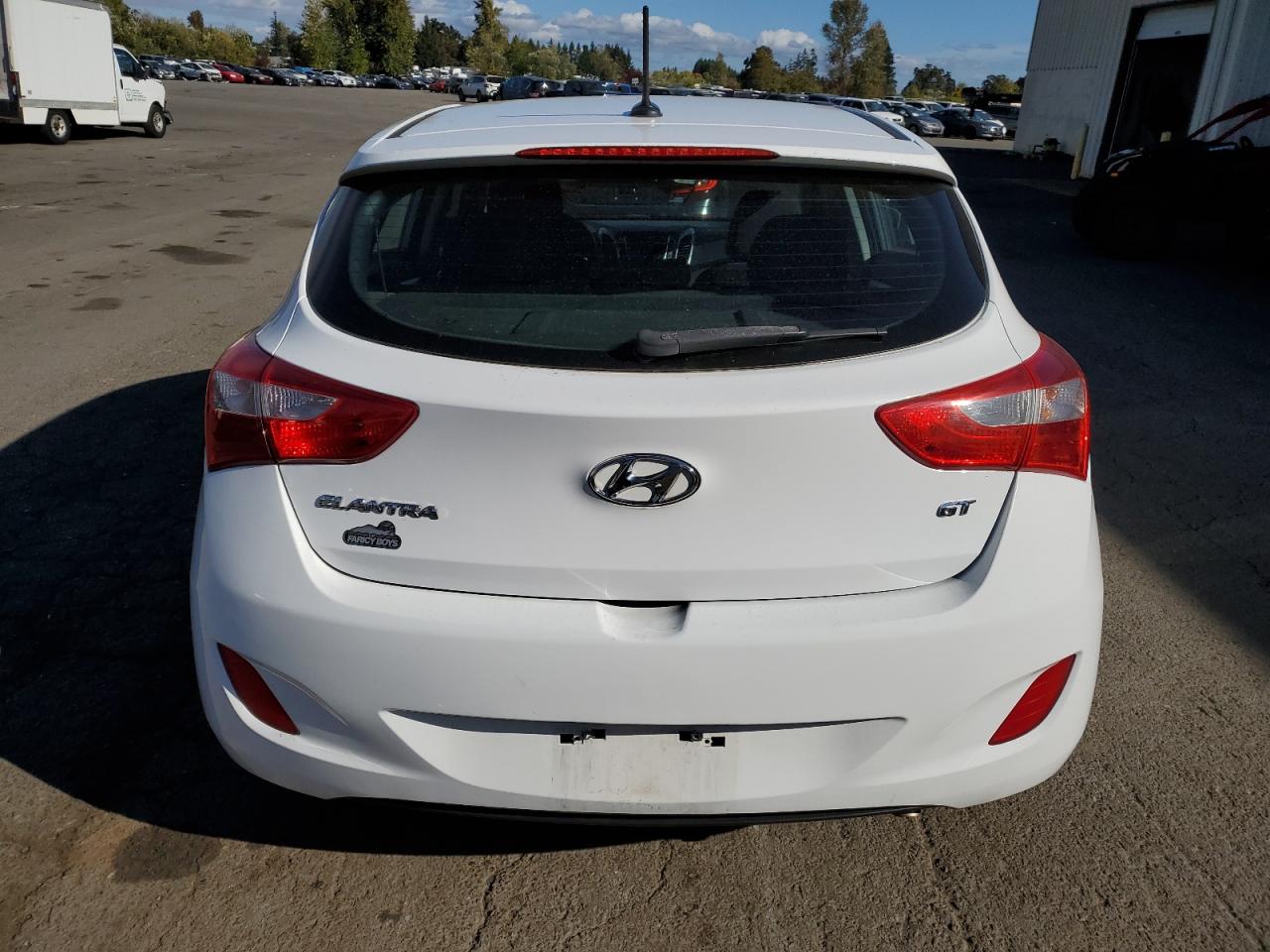 2017 Hyundai Elantra - Image 6