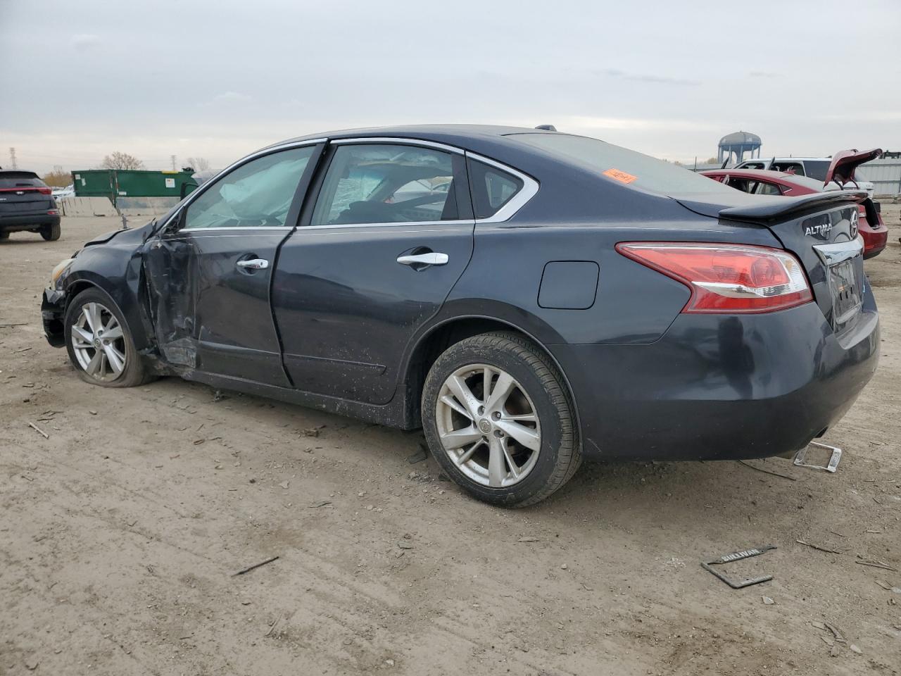 2013 Nissan Altima - Image 2