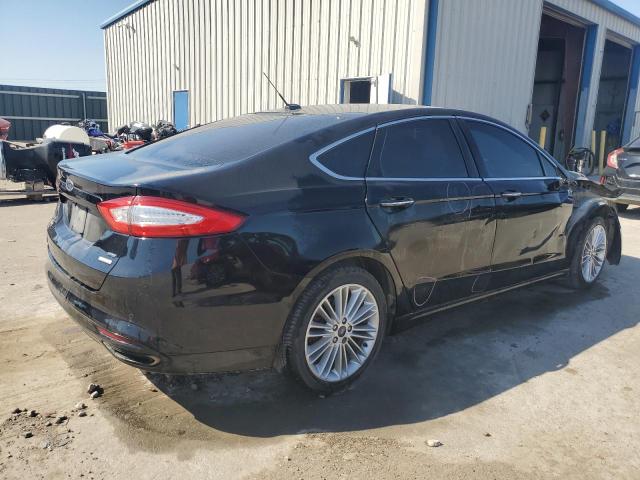 Sedans FORD FUSION 2016 Czarny