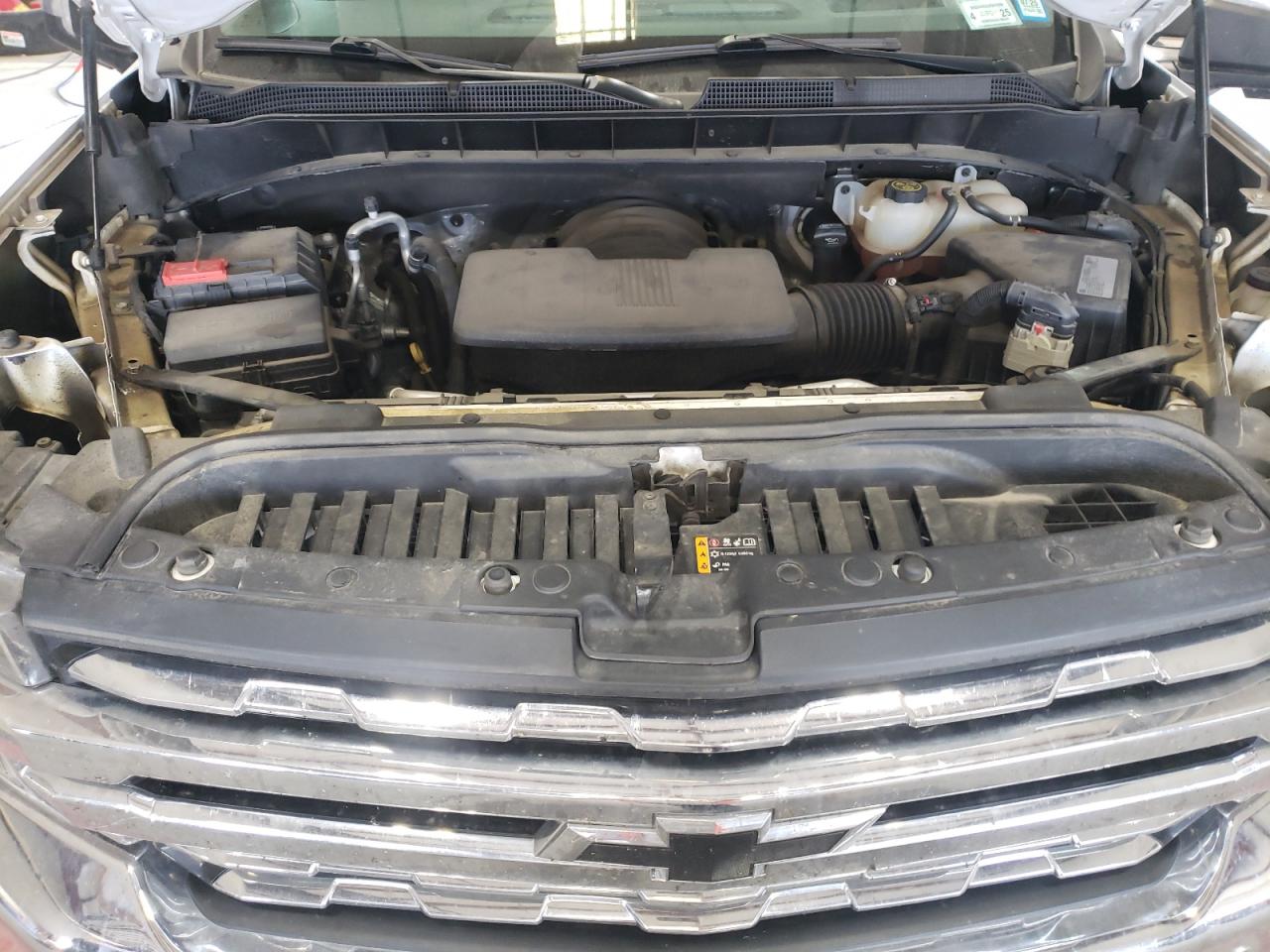 2021 Chevrolet Silverado - Image 11