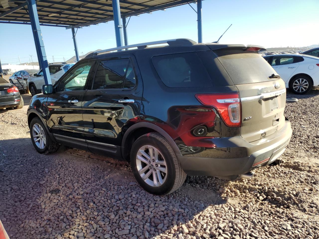 2015 Ford Explorer - Image 2