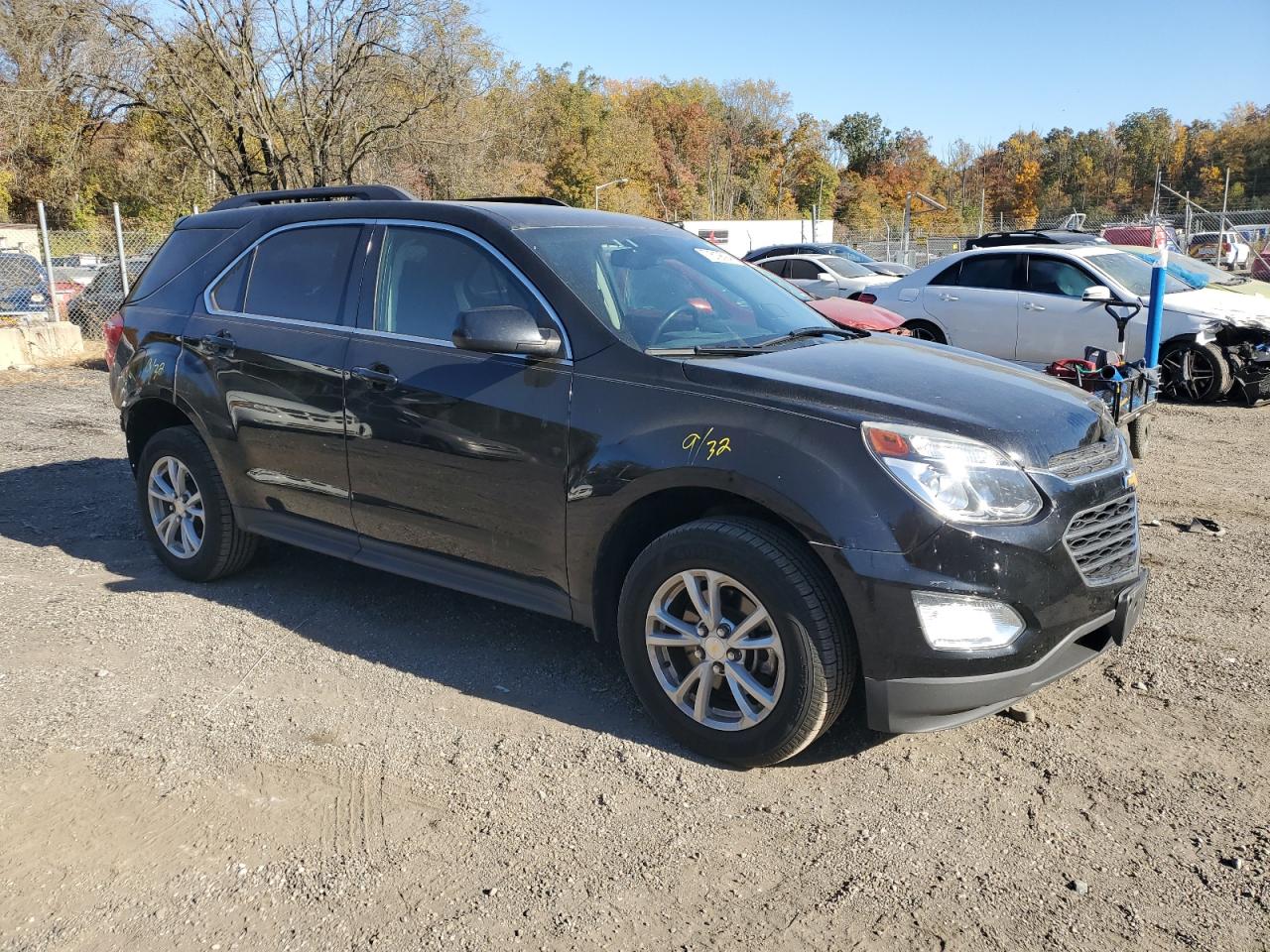 2017 Chevrolet Equinox - Image 4