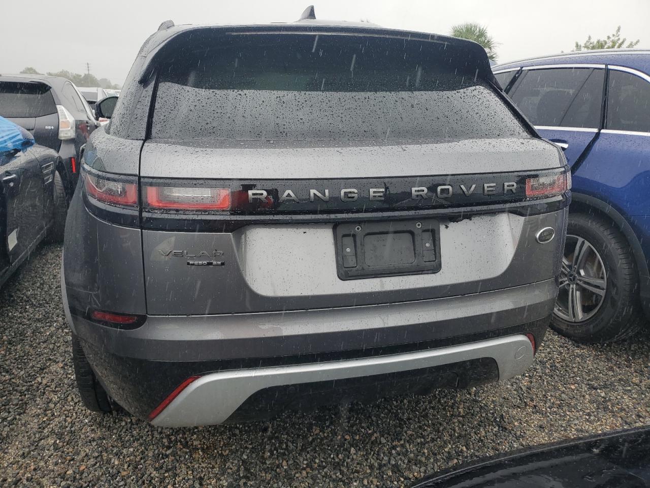 SALYL2RX7JA732054 2018 Land Rover Range Rover Velar R-Dynamic Se