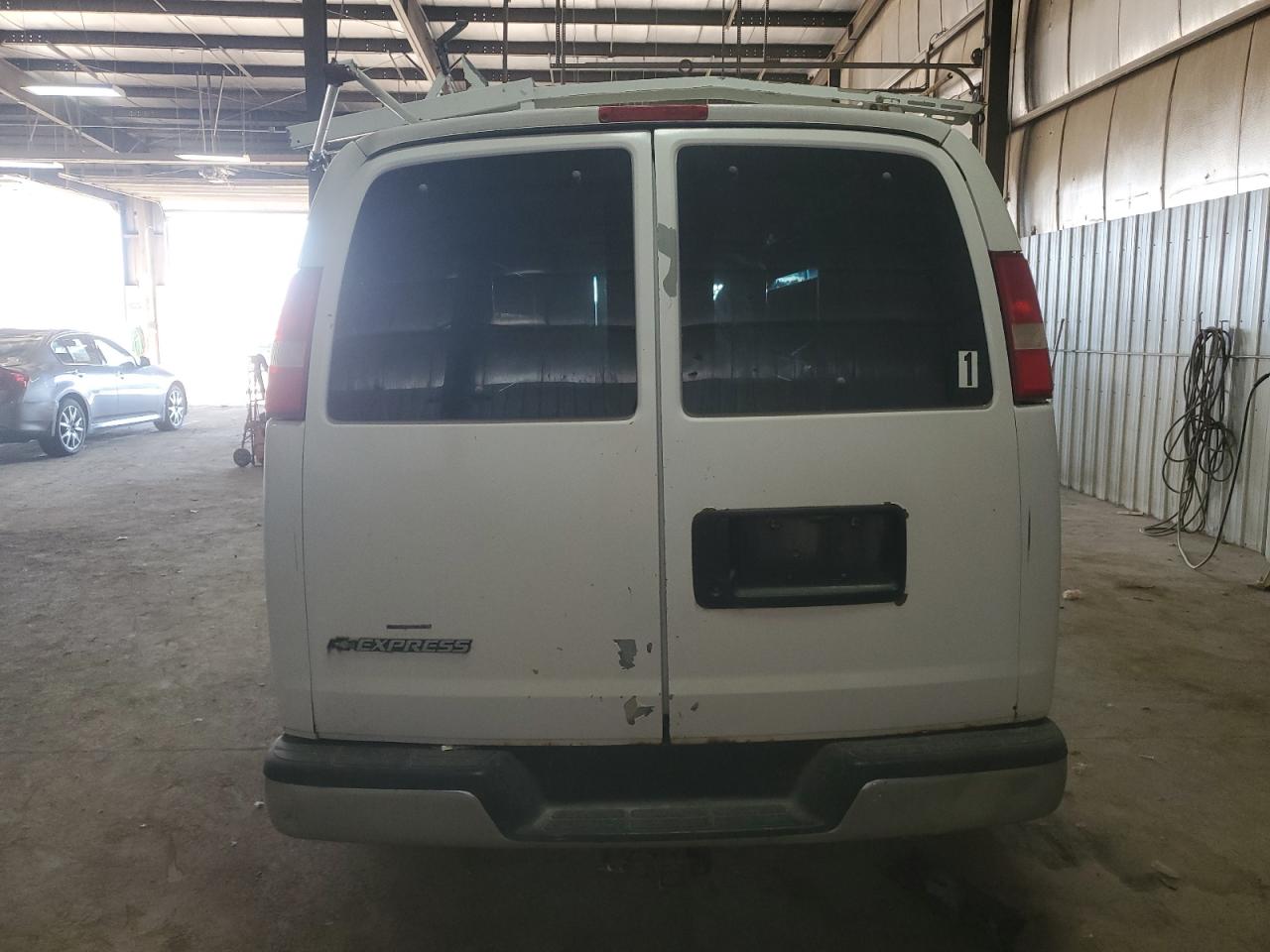 2008 Chevrolet Express G3500 VIN: 1GBHG39K981220011 Lot: 77036114