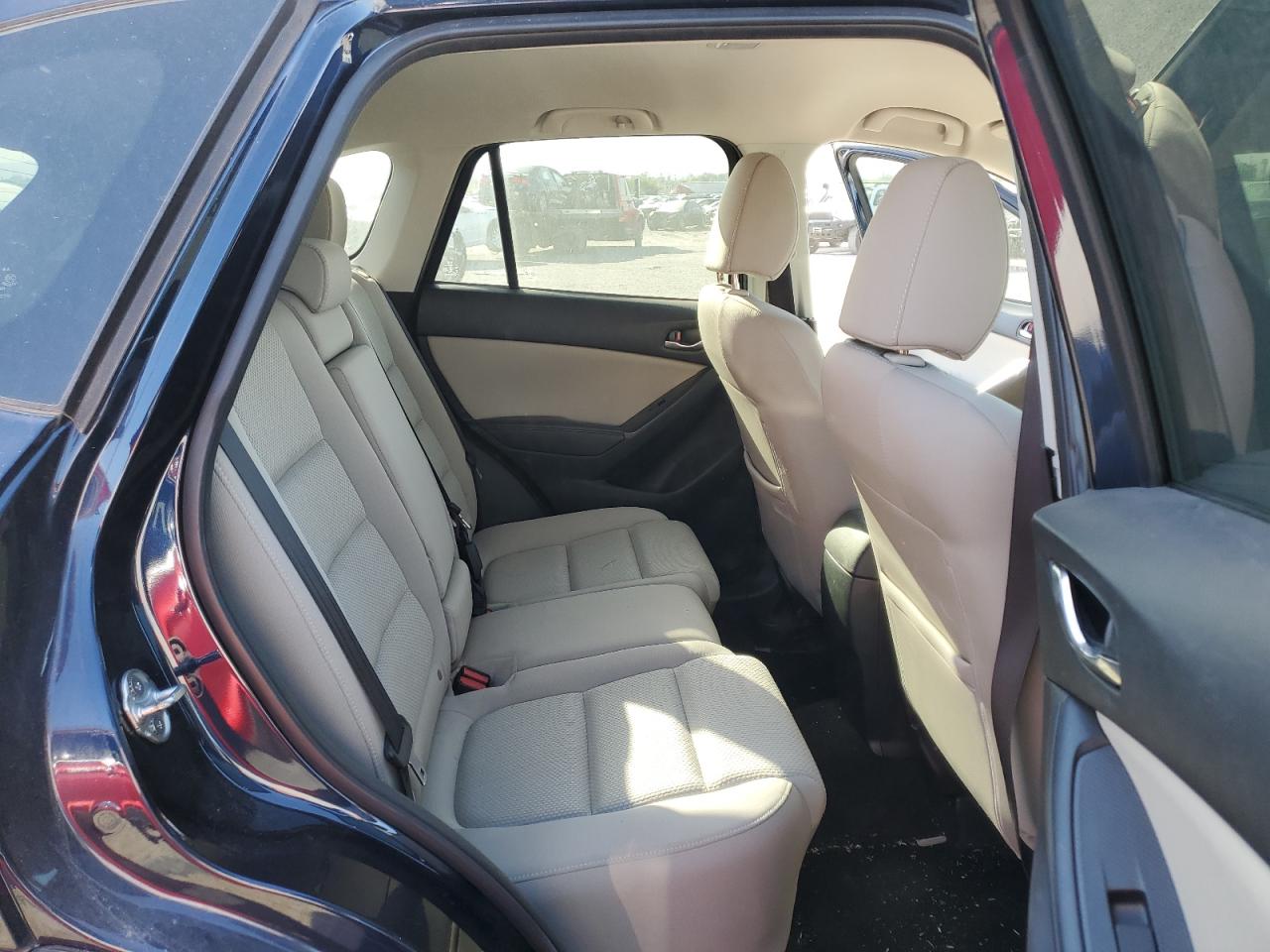 2016 Mazda CX-5 - Image 10