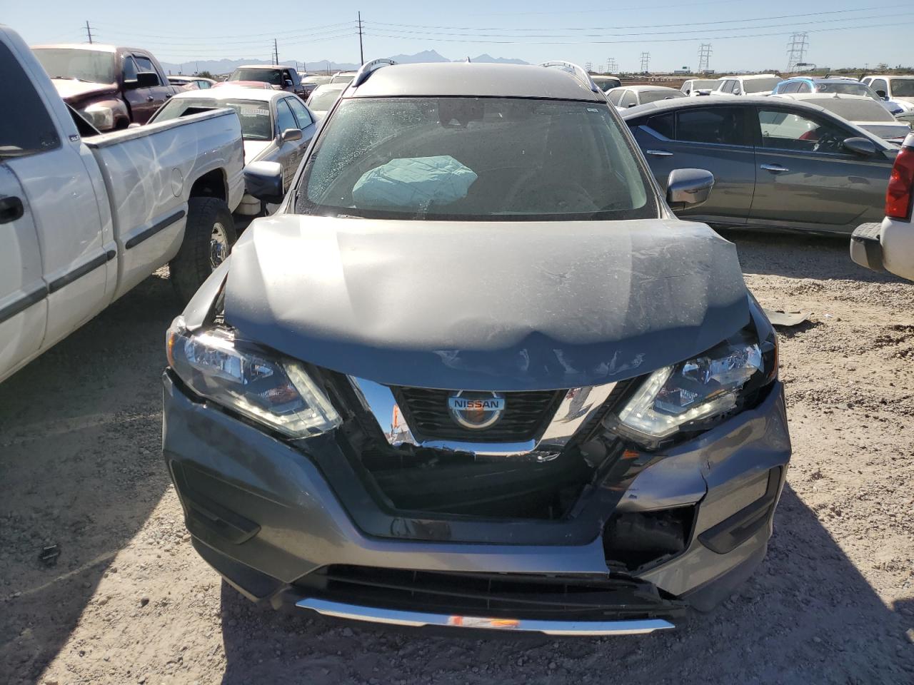 2019 Nissan Rogue - Image 5