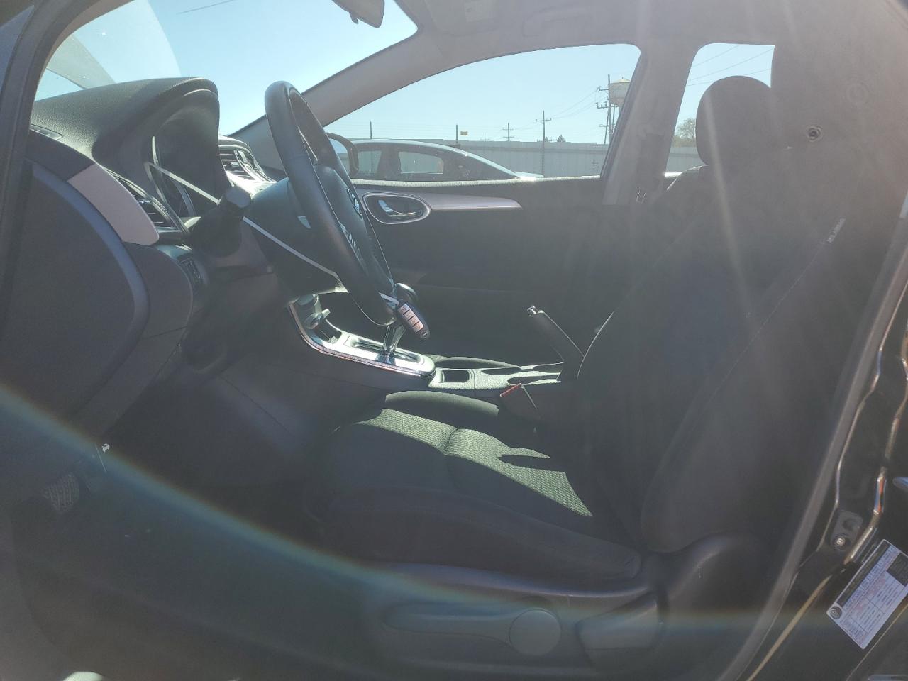 2014 Nissan Sentra - Image 7
