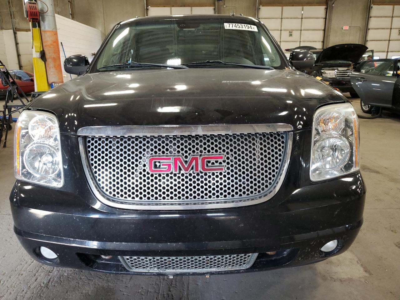 2008 GMC Yukon - Image 5