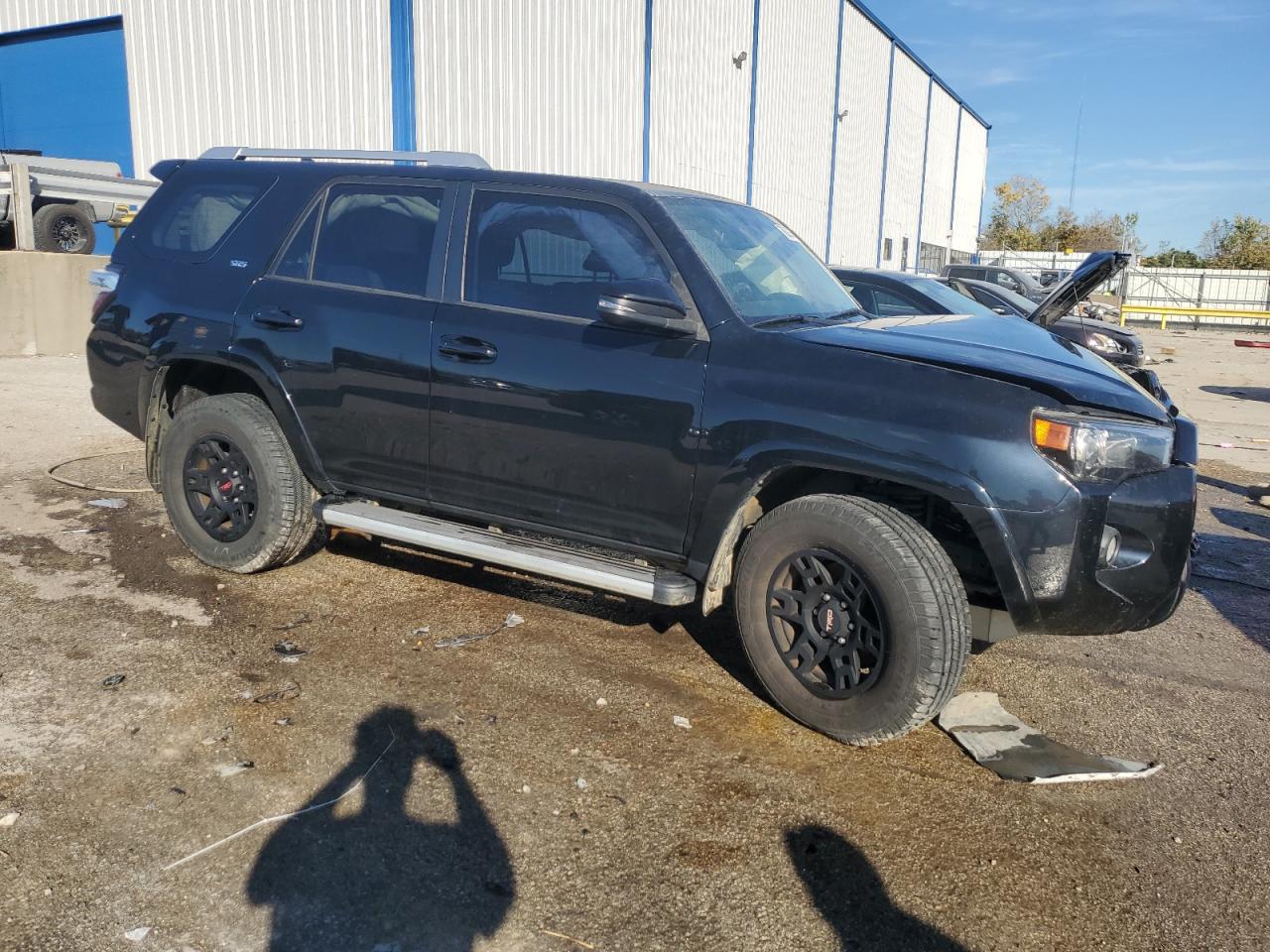 VIN JTEBU5JR7G5358437 2016 TOYOTA 4RUNNER no.4