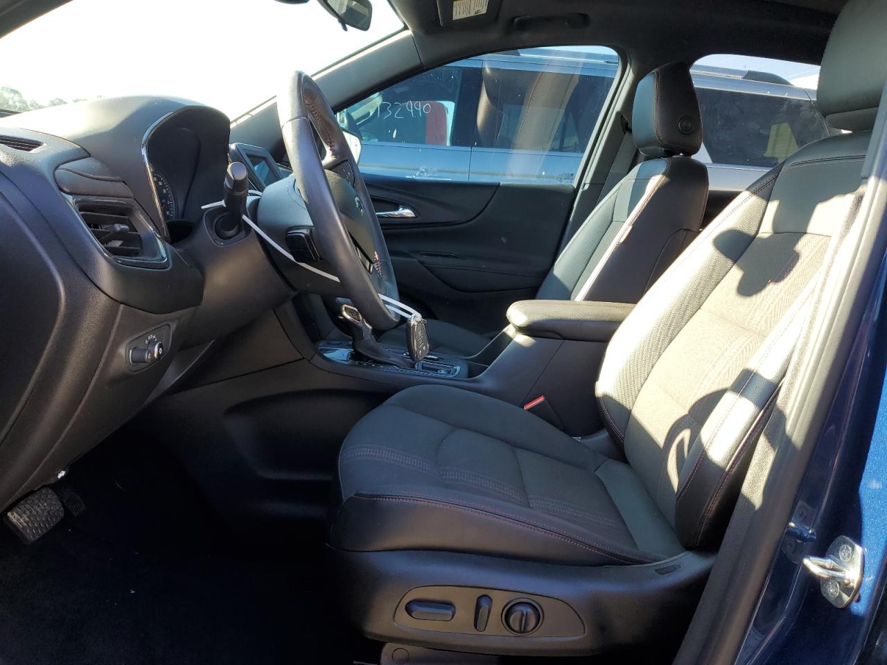 2022 Chevrolet Equinox - Image 7