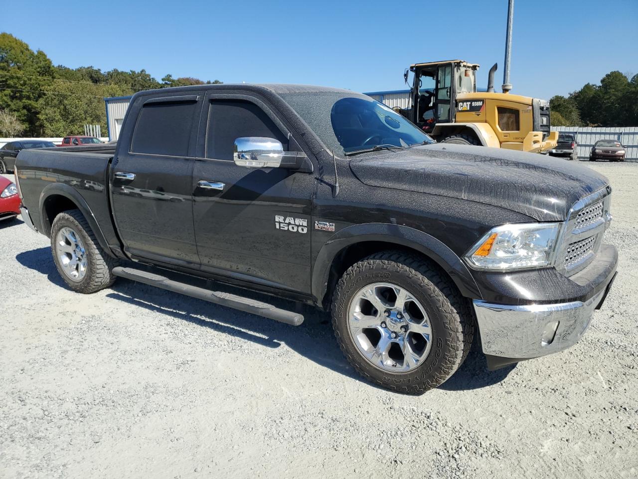 2017 RAM 1500 - Image 4