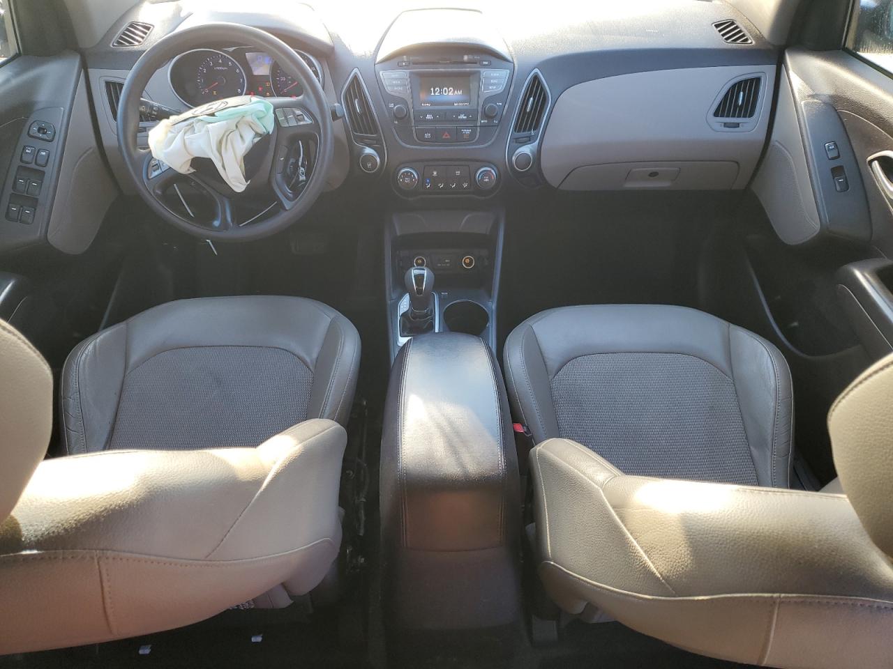 2015 Hyundai Tucson - Image 8