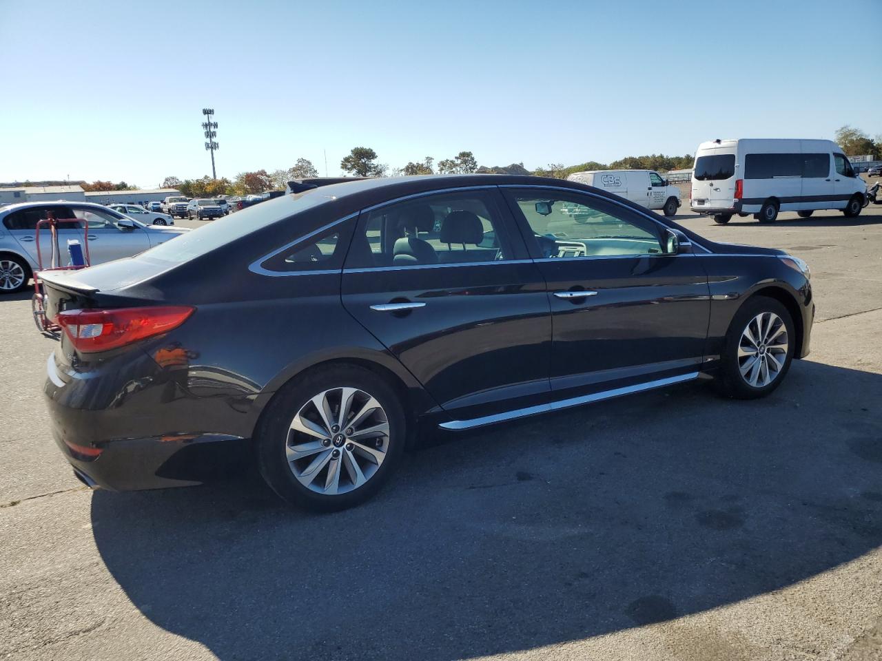 2015 Hyundai Sonata - Image 3