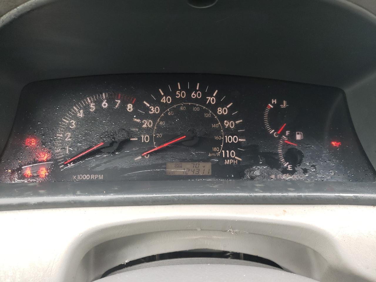 2005 Toyota Corolla - Image 9