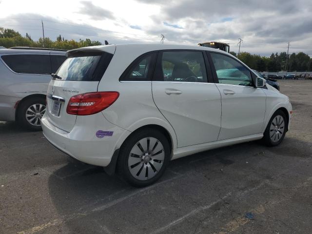  MERCEDES-BENZ B-CLASS 2014 White