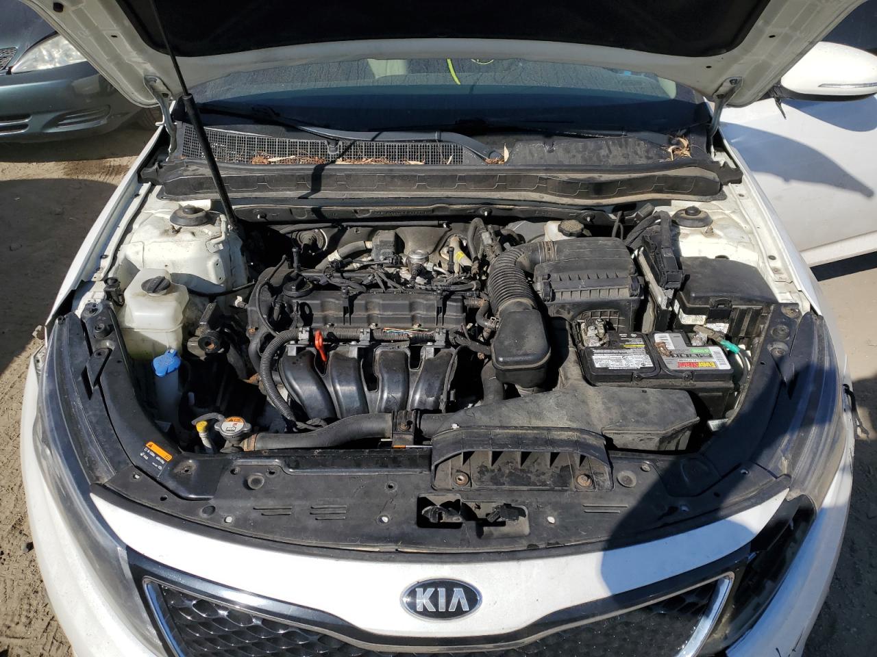 KNAGM4A7XF5556329 2015 Kia Optima Lx