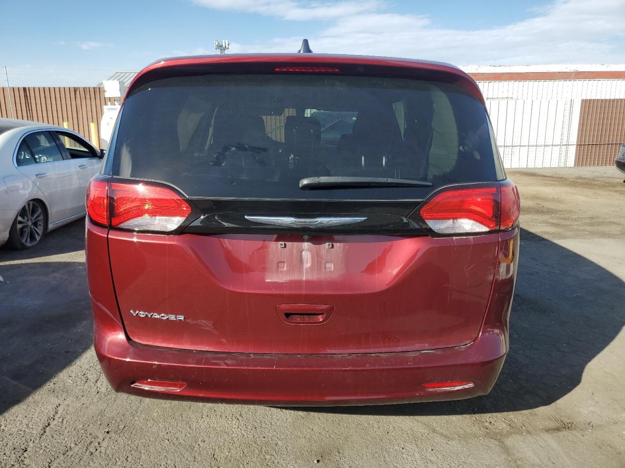 2022 Chrysler Voyager Lx VIN: 2C4RC1CG3NR158925 Lot: 76680524