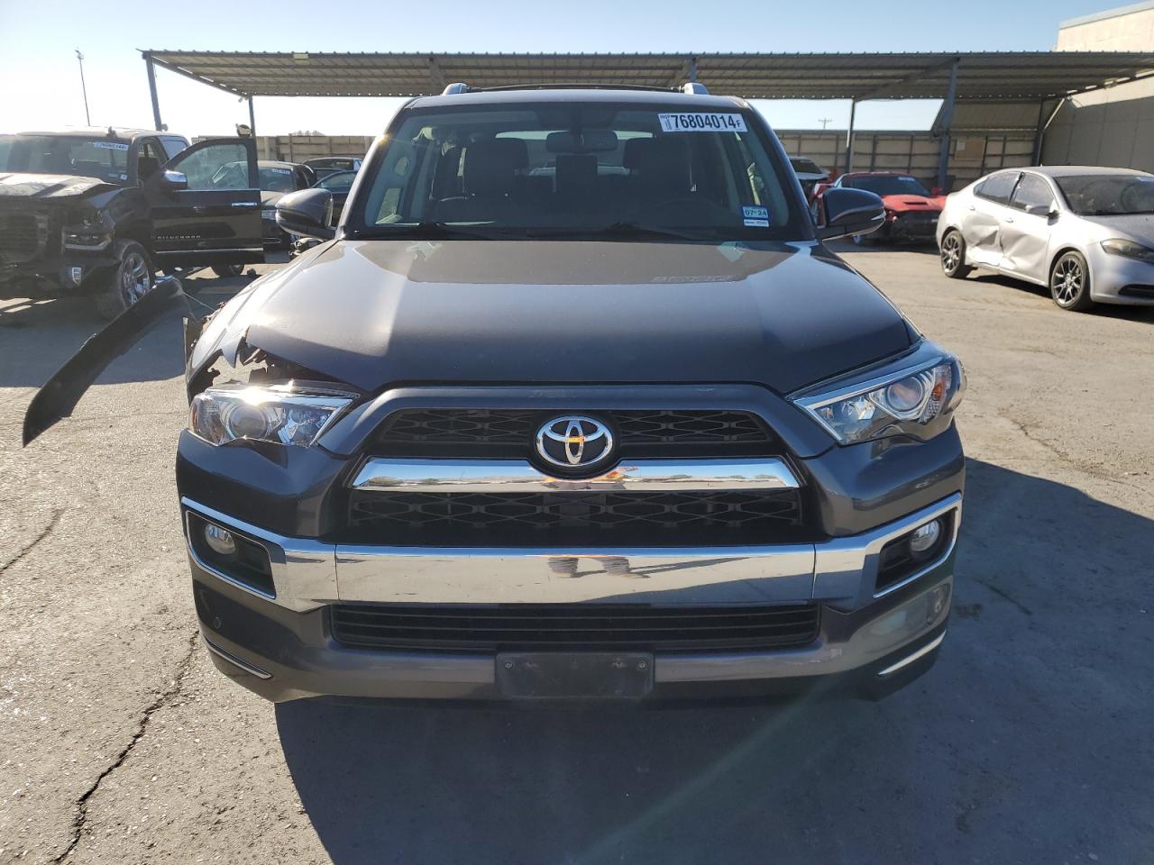 VIN JTEBU5JR5J5509136 2018 TOYOTA 4RUNNER no.5