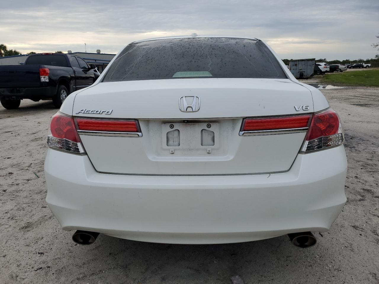 2012 Honda Accord - Image 6