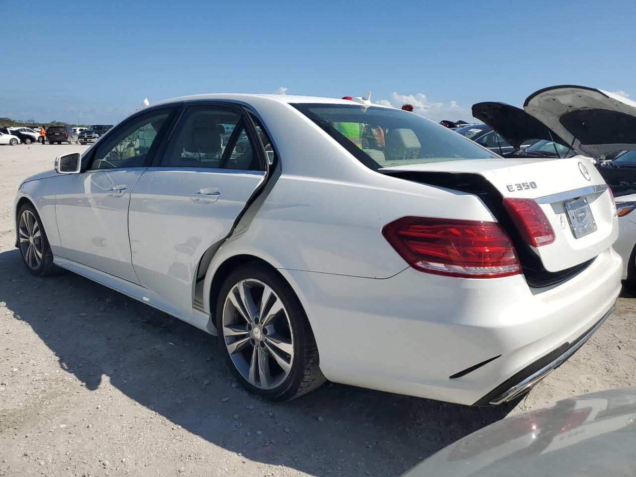 2014 Mercedes-Benz E-klasse - Image 2