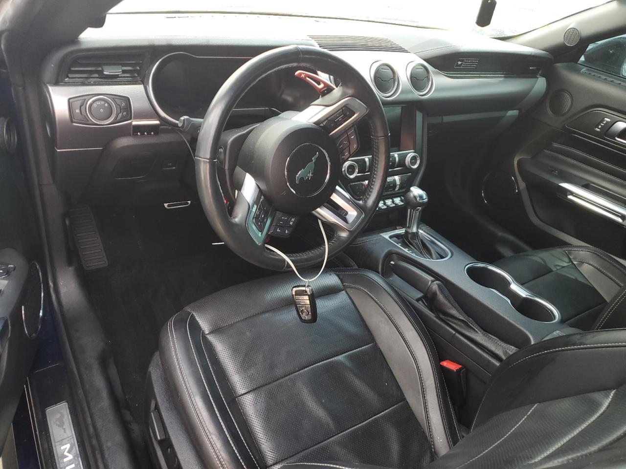 2020 Ford Mustang - Image 8