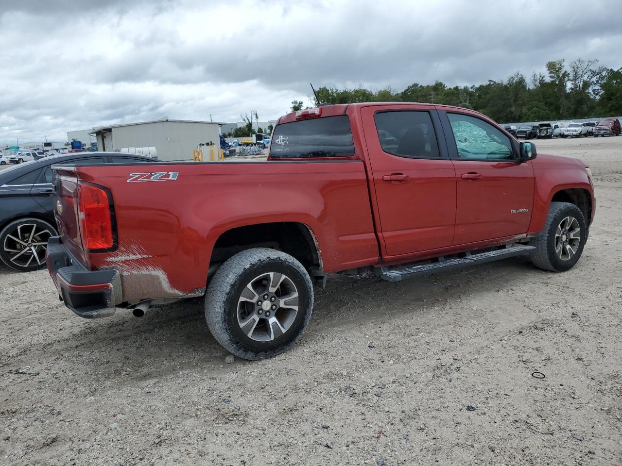 2015 Chevrolet Colorado - Image 3