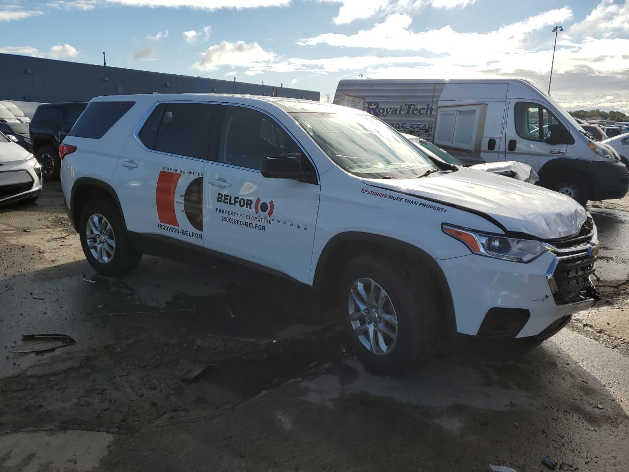 2020 Chevrolet Traverse - Image 4