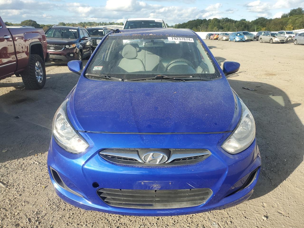 2013 Hyundai Accent - Image 5