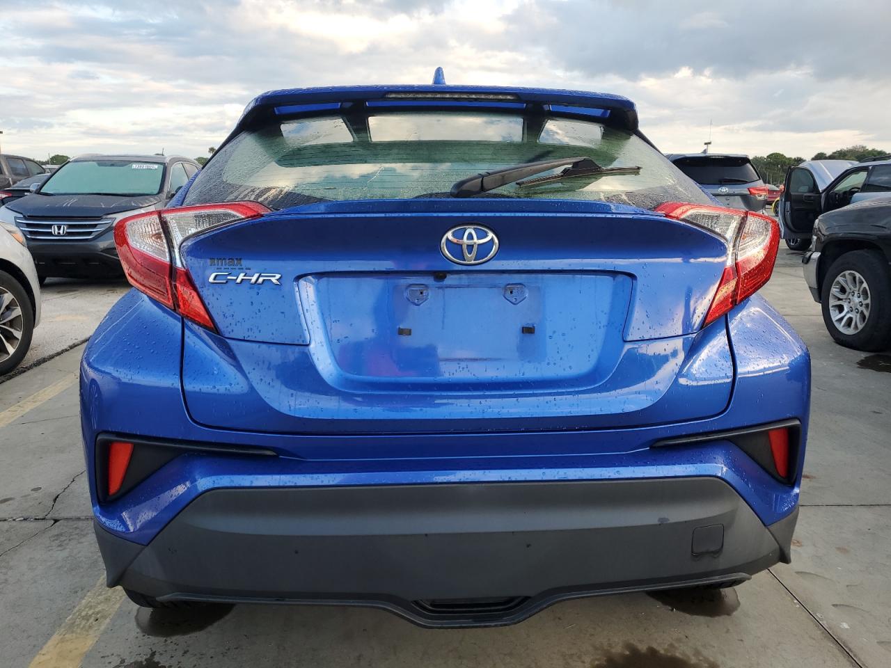 JTNKHMBX5L1084653 2020 Toyota C-Hr Xle