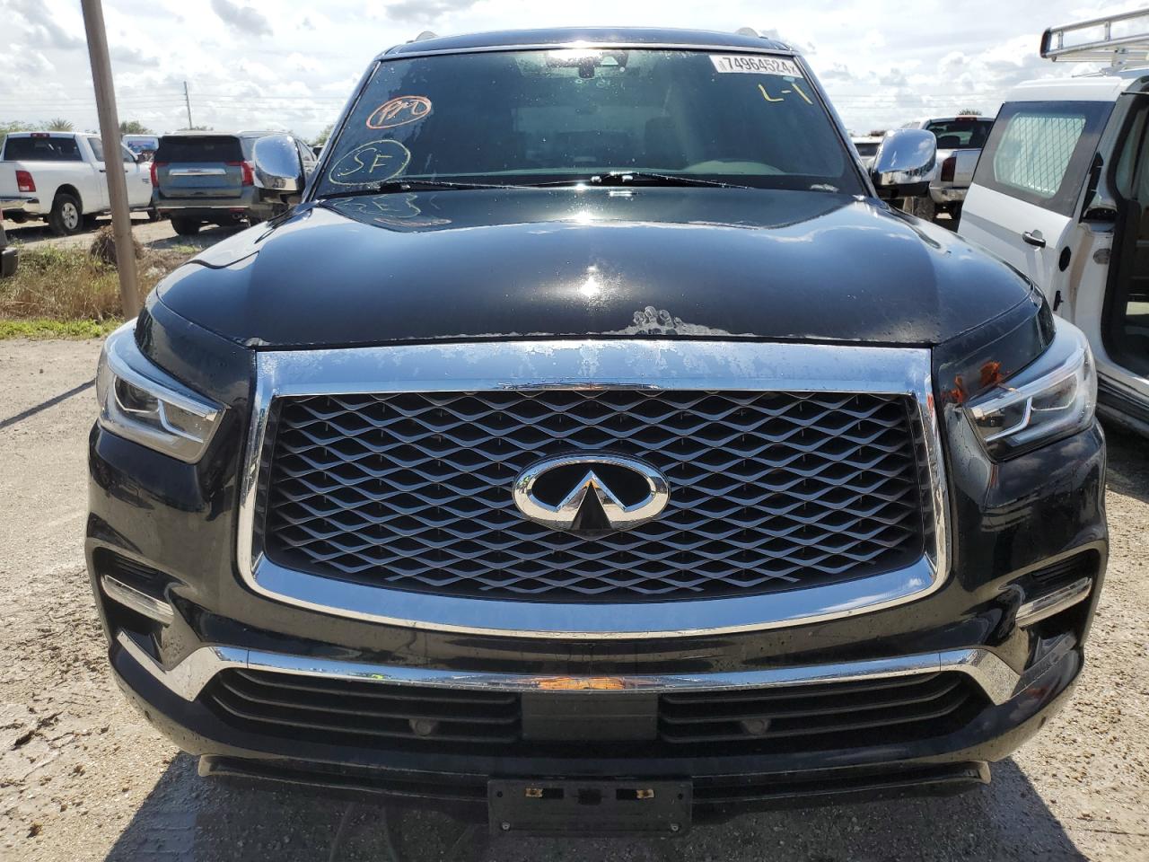 2018 Infiniti QX80 - Image 5