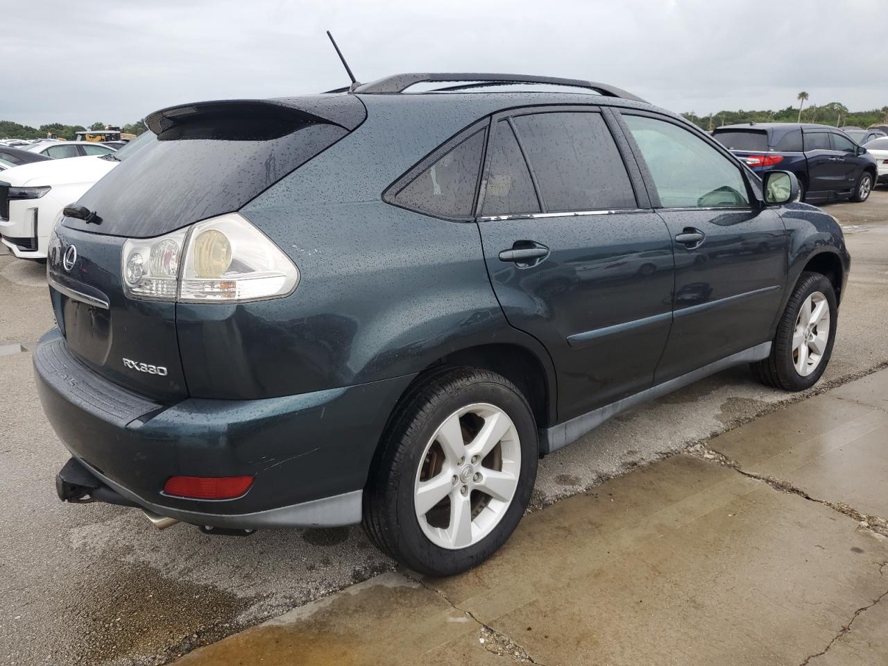 2005 Lexus RX - Image 3