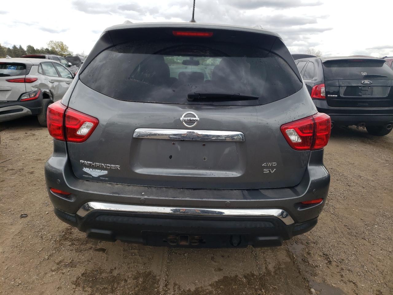 2018 Nissan Pathfinder S VIN: 5N1DR2MM4JC639963 Lot: 75754074