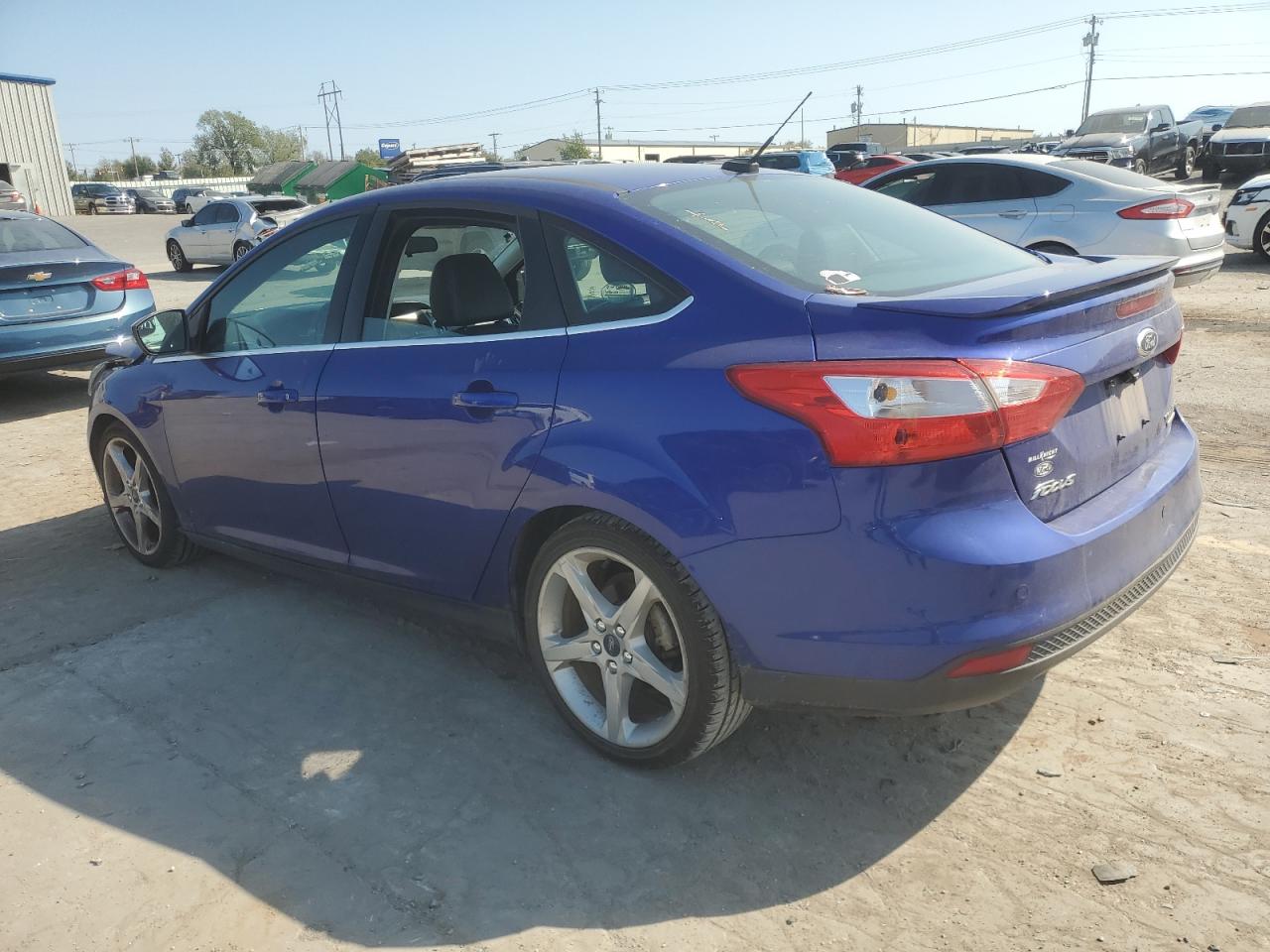 VIN 1FADP3J27DL115526 2013 FORD FOCUS no.2