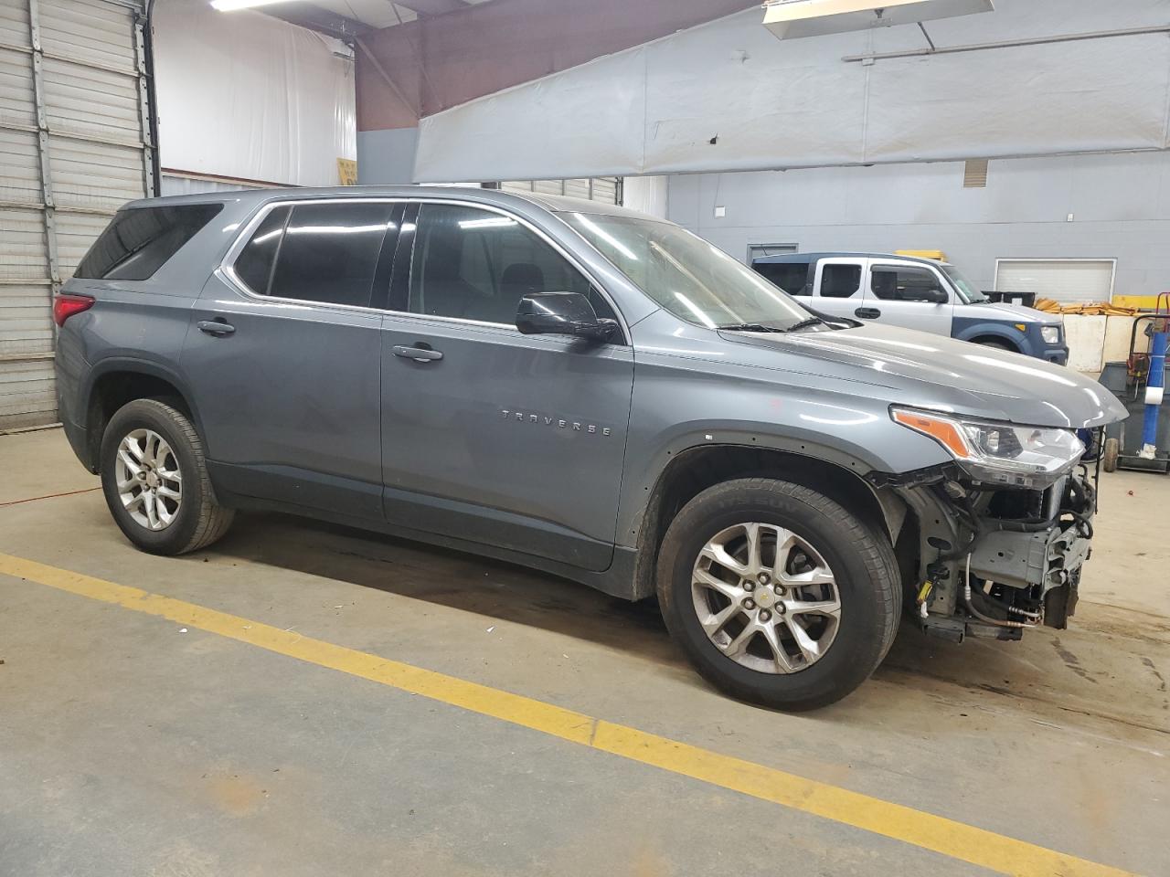 2018 Chevrolet Traverse - Image 4