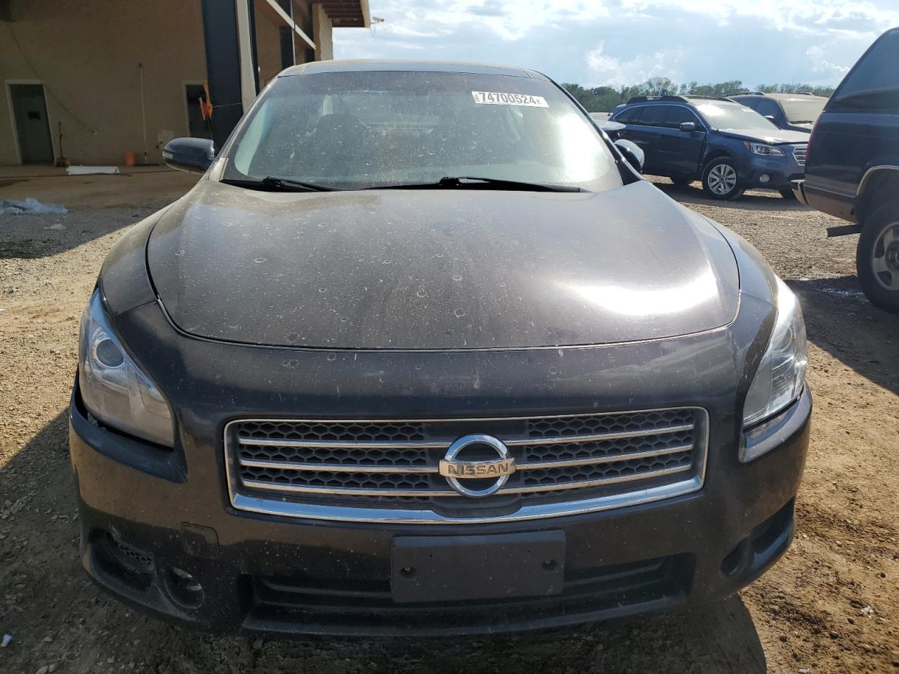 2010 Nissan Maxima - Image 5