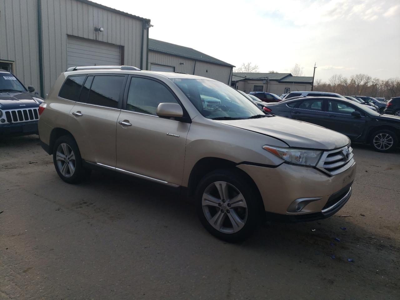 VIN 5TDDK3EH3DS186891 2013 TOYOTA HIGHLANDER no.4